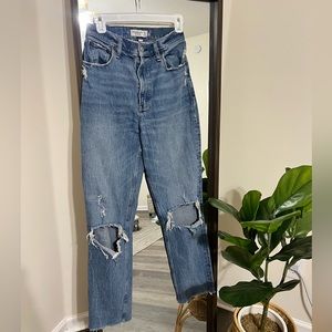 Abercrombie & Fitch The 90s Straight Ultra High Rise Curve Love